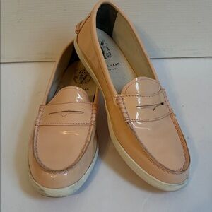 Cole Haan Pinch Weekender Seashell Loafers Women’s size 9.5